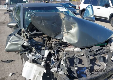 2012 Toyota Camry Le z USA, uszkodzony, nr VIN 4T1BF1FK1CU563072